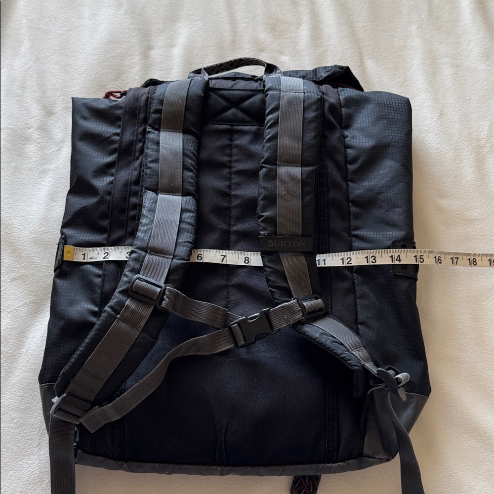 Burton back pack - image 7